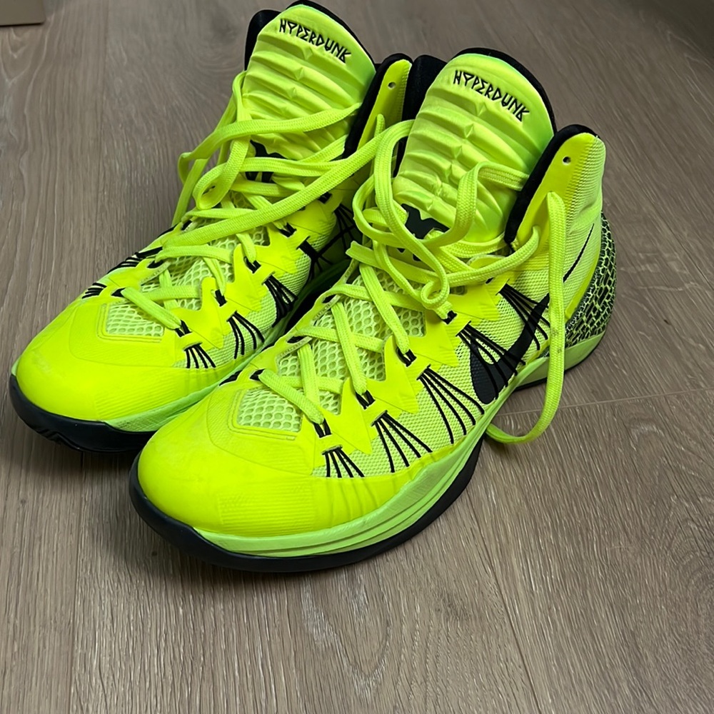 Nike hyperdunk